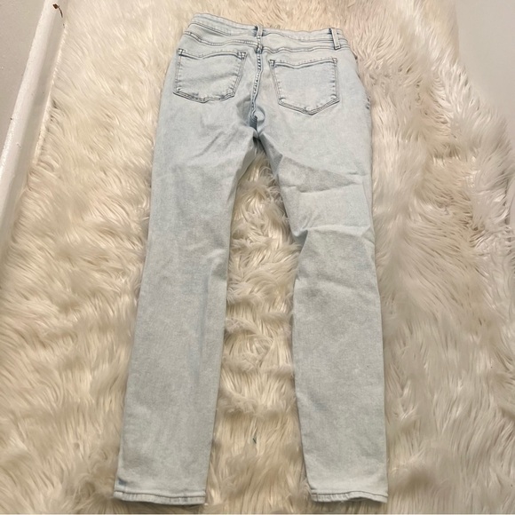 Old Navy Rockstar Super Skinny High Rise Jean Light Destroyed - Picture 8 of 12